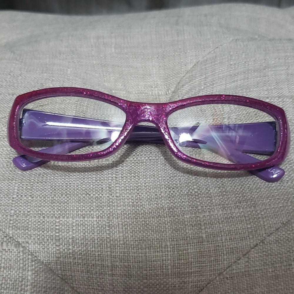 🃏🃏 Girl's non prescription eyeglasses.